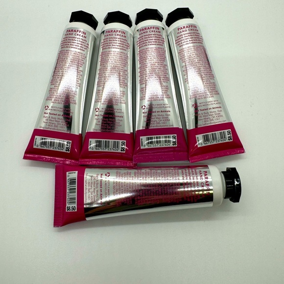 NWT- Bath & body works paraffin hand cream - Picture 3 of 3
